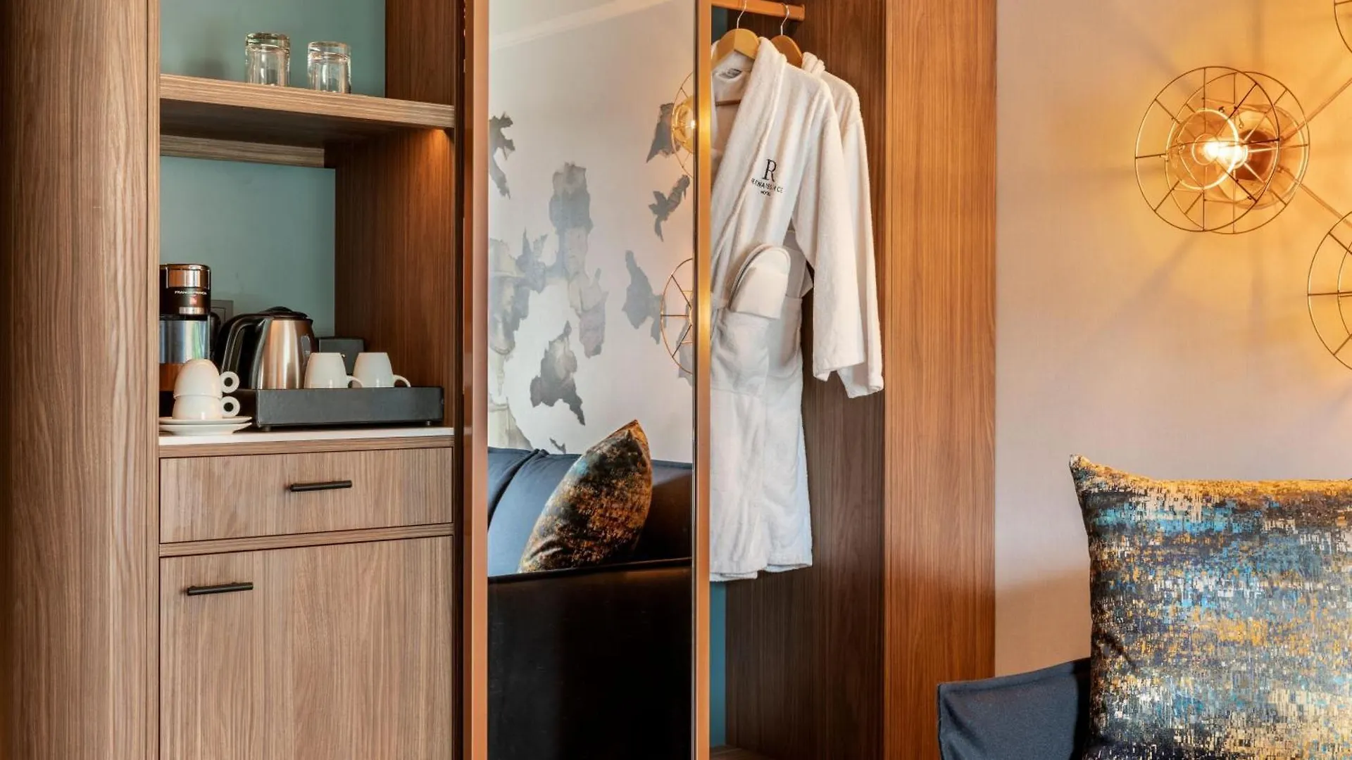 Renaissance Amsterdam Hotel